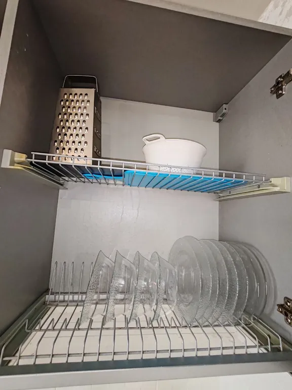 Квартира тёплая, хорошее расположение, рядом магазины