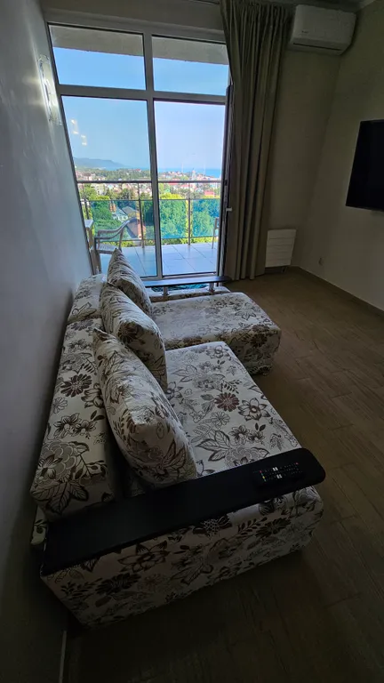 Видовая квартира в уникальном доме на пляже