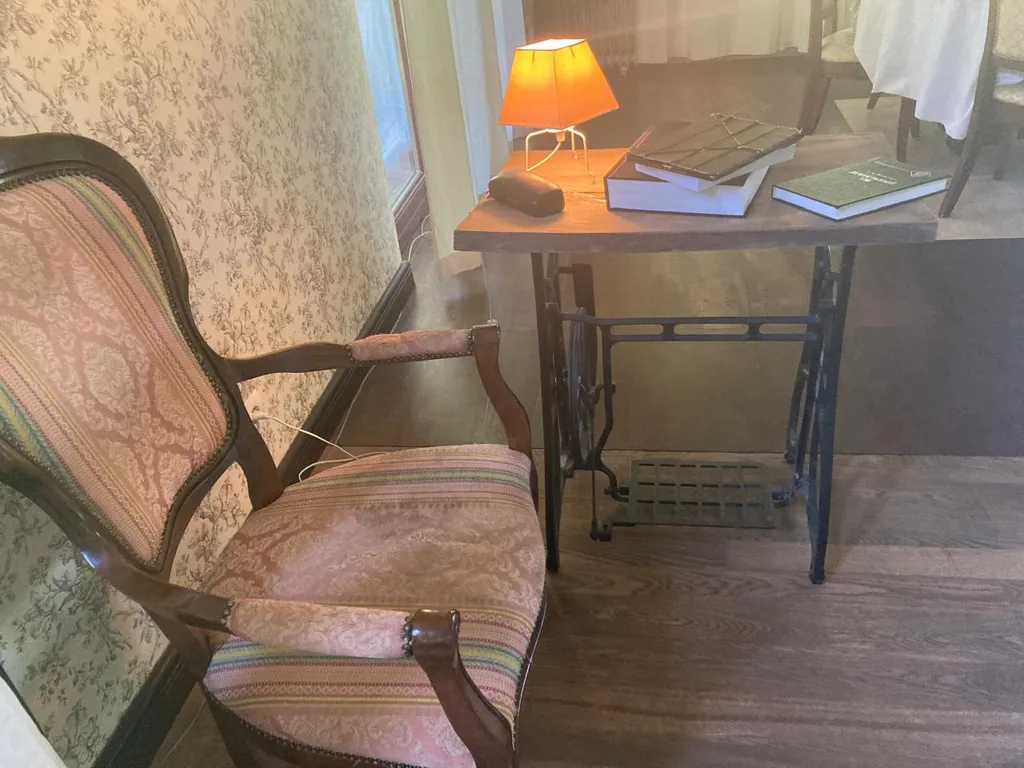 Дом с пляжем у моря