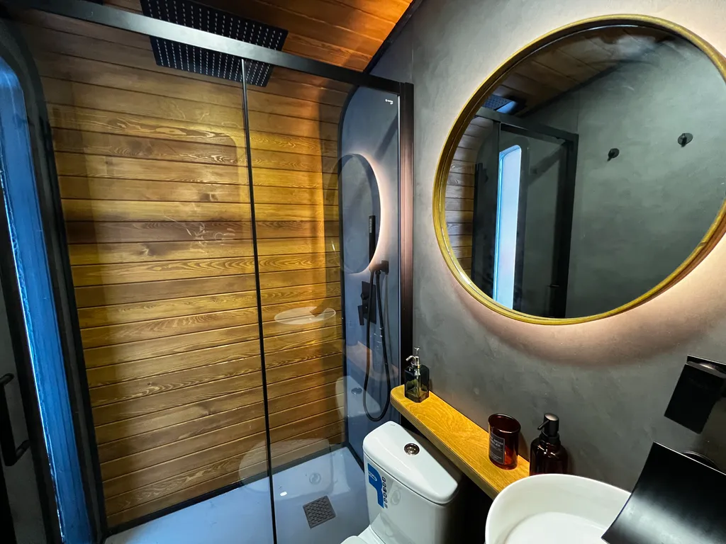 Коттедж Дизайнерский коттедж Бари с уличной купелью Фурако возле леса — Истра