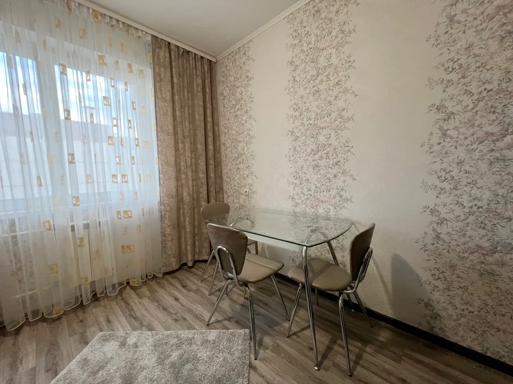 Квартира Апартаменты напротив Планеты — Красноярск