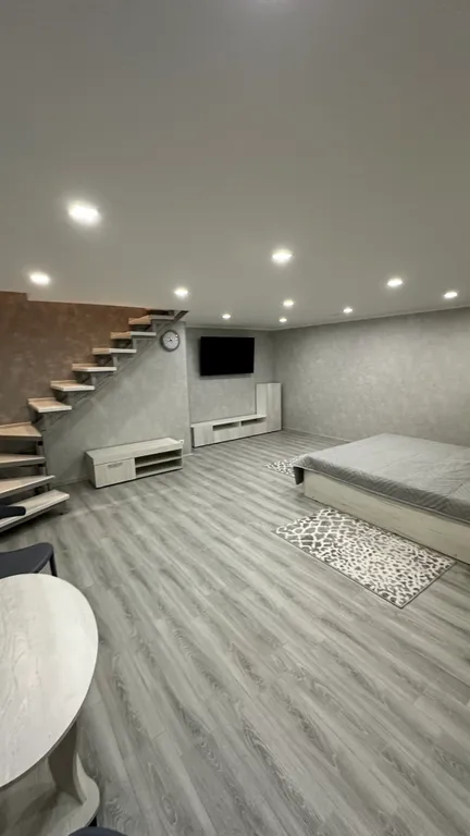 Двухуровневая квартира в центре города