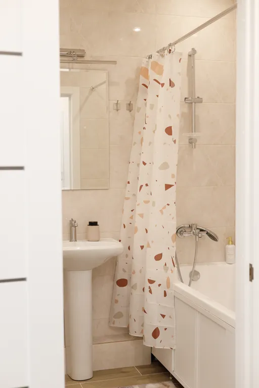 Новостройка с видом на море и парк