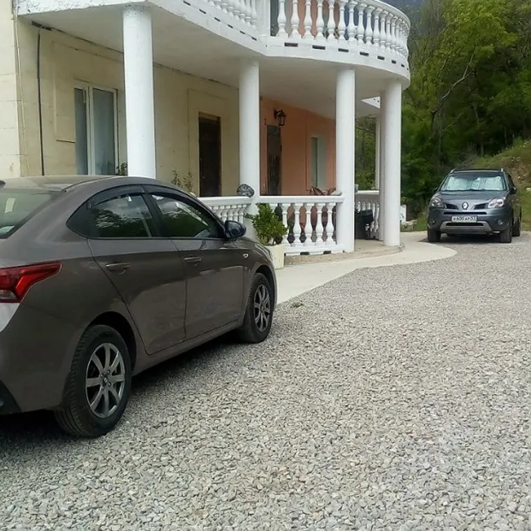 Дом с видом на гору Ай-Петри