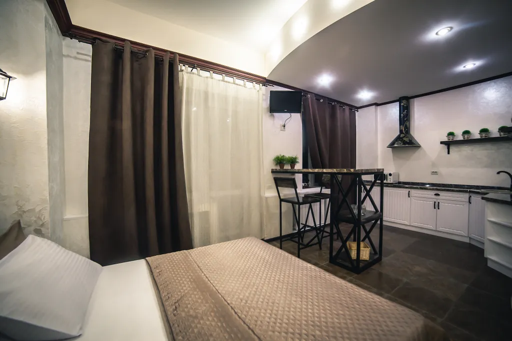 Стильная квартира - студия в стиле provence с джакузи