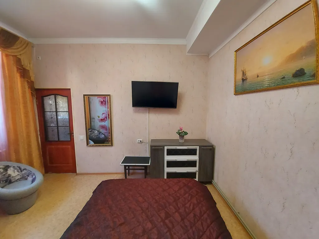 Двухкомнатная квартира со всеми удобствами в 5 минутах от моря