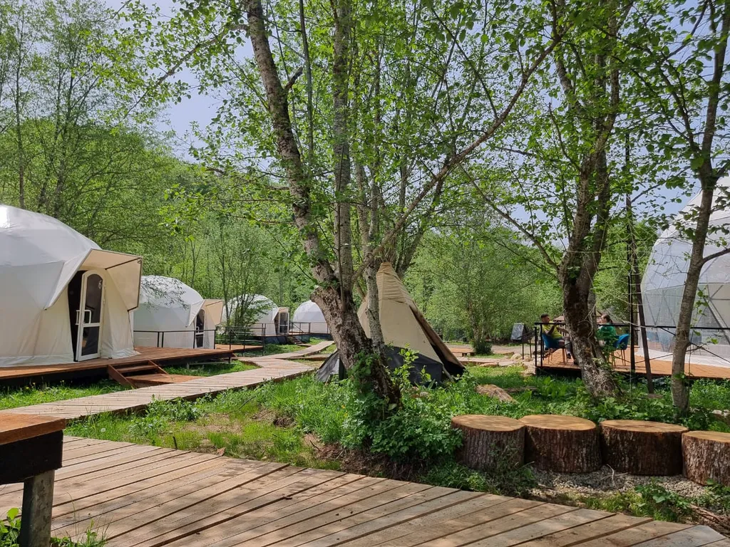 Шамбала Глэмпинг