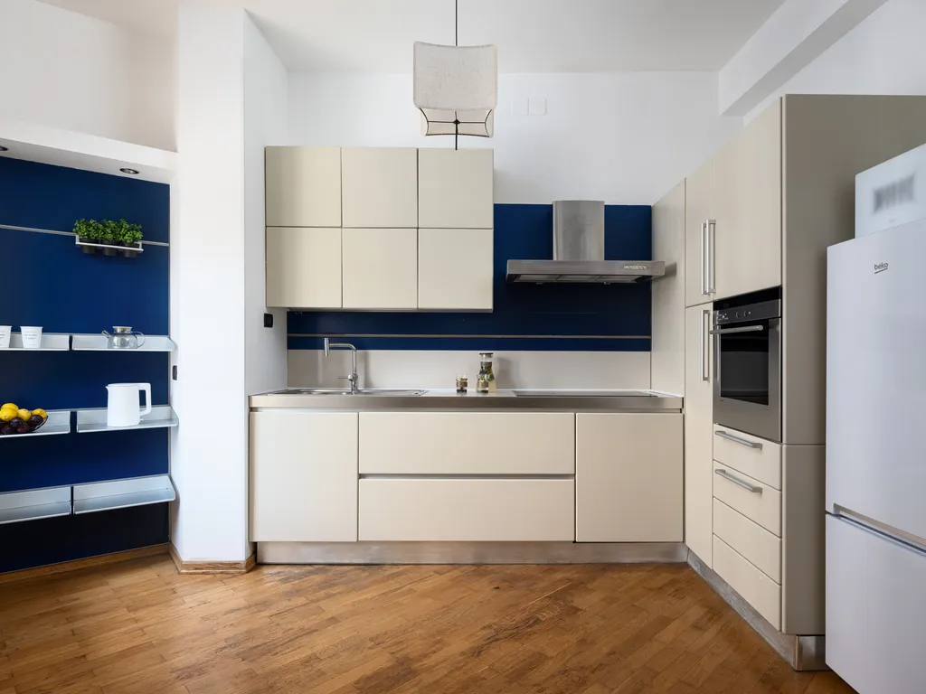 У Сретенского бульвара с сауной и двумя санузлами