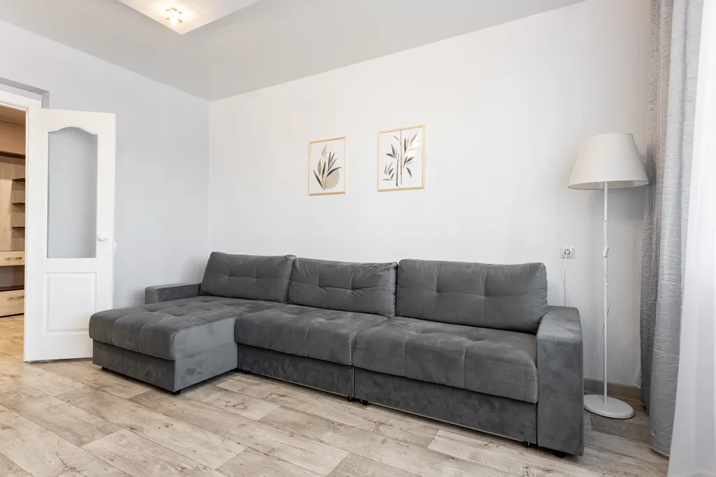 2-комнатная квартира возле ТЦ Планета