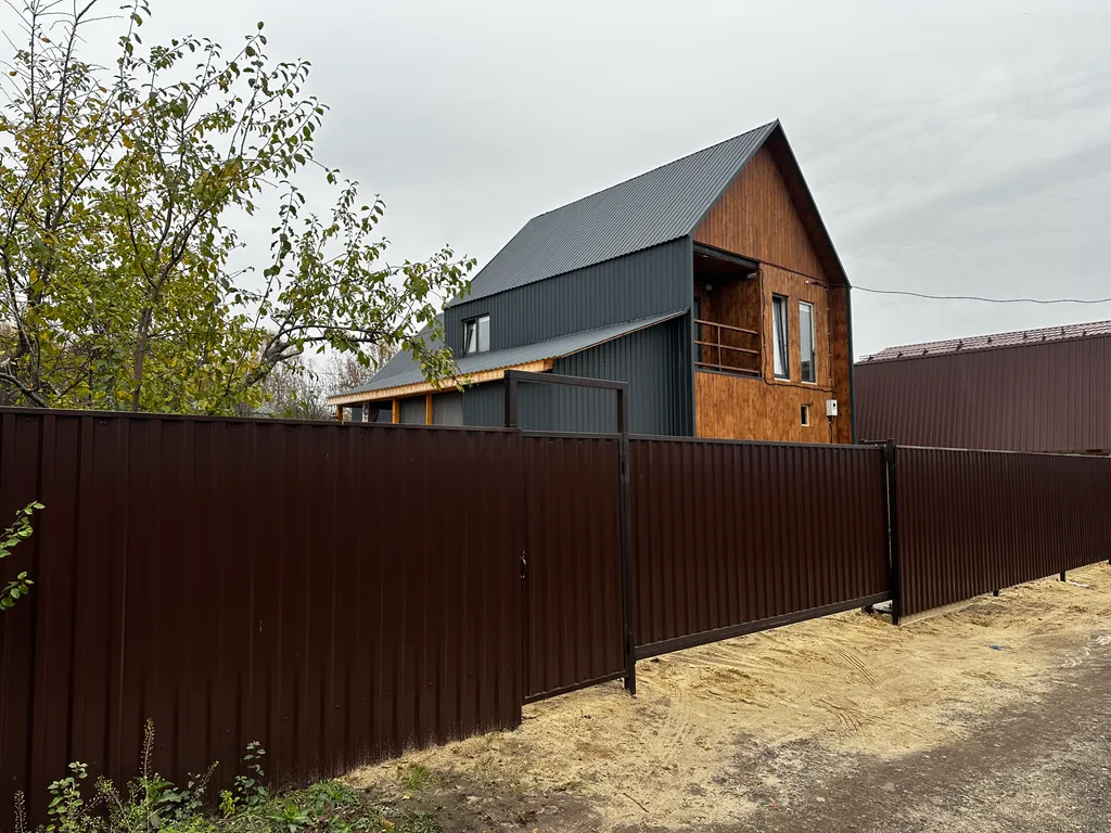 Коттедж с видом на Горьковское море