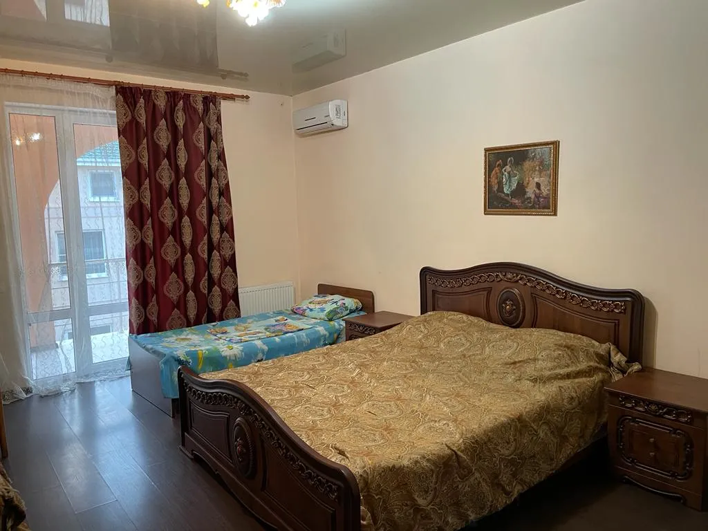 Квартира Четырёхместный номер со всеми удобствами — аренда посуточно в Кабардинка