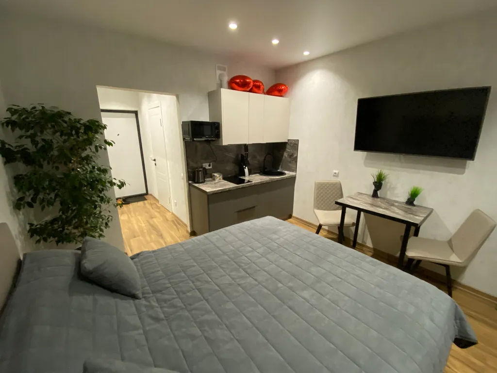 Уютная квартира класса люкс с новым ремонтом в лучшем районе города