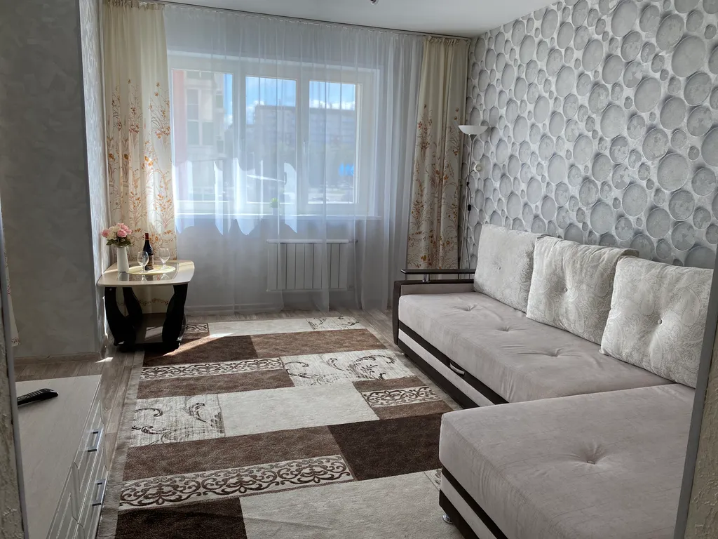 Квартира Квартира в самом центре Взлетки рядом с планетой — Красноярск