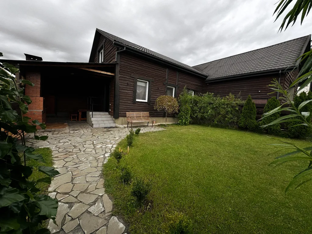 Дом, баня в центре