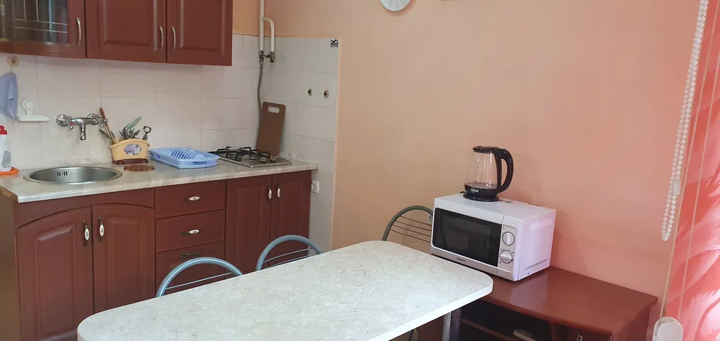 Однокомнатный номер с кухней на первом этаже