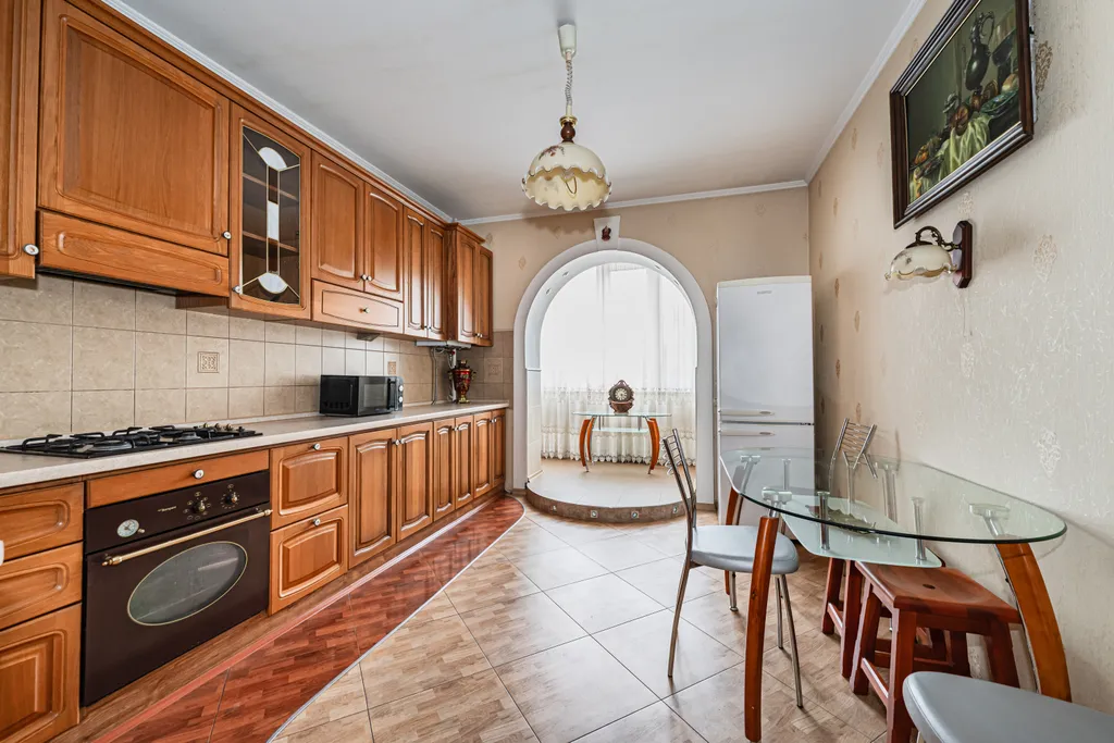 Квартира 2-комнатная Квартира — Калининград