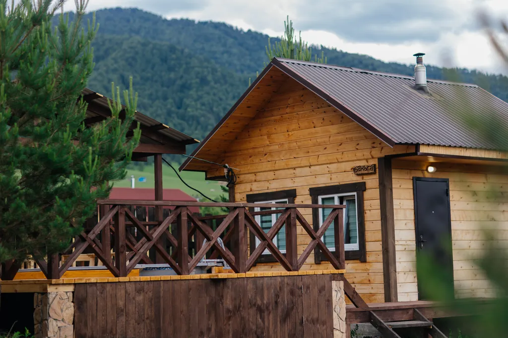 Коттедж Кедровый домик с видом на горы — аренда посуточно в Элекмонар