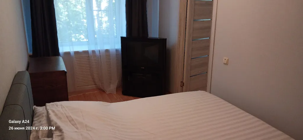 Уютная квартира в центре города, с видом на реку Ловать