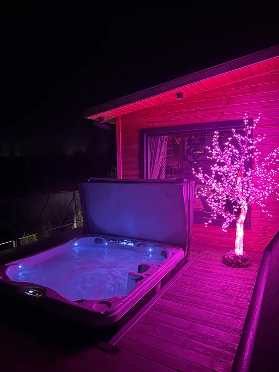 Шале у озера