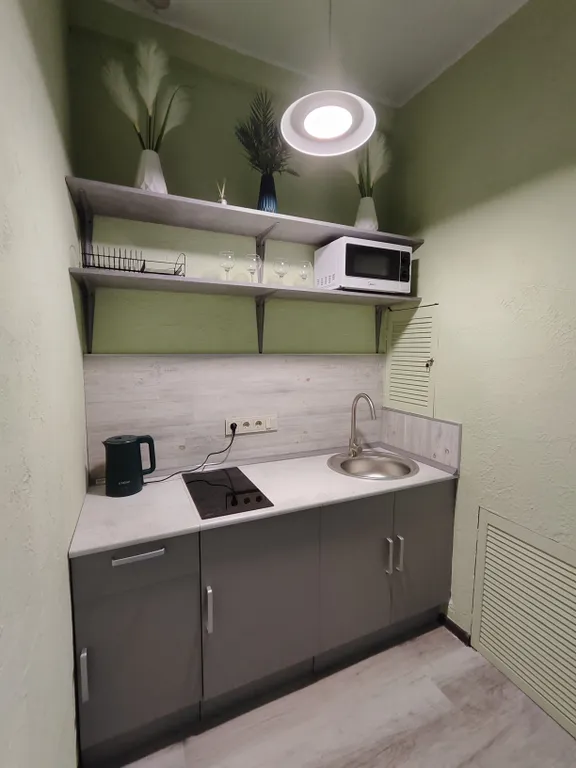 Однокомнатная квартира студия с отдельной спальней