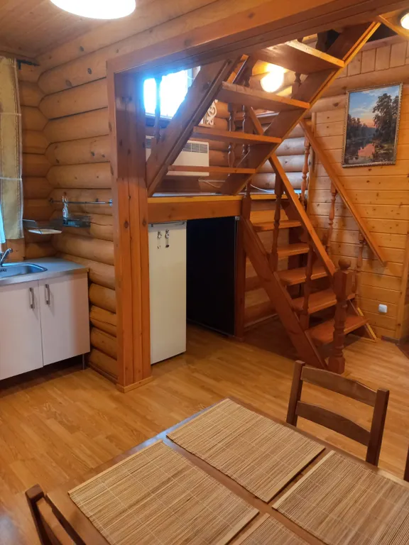 Уютный коттедж у озера