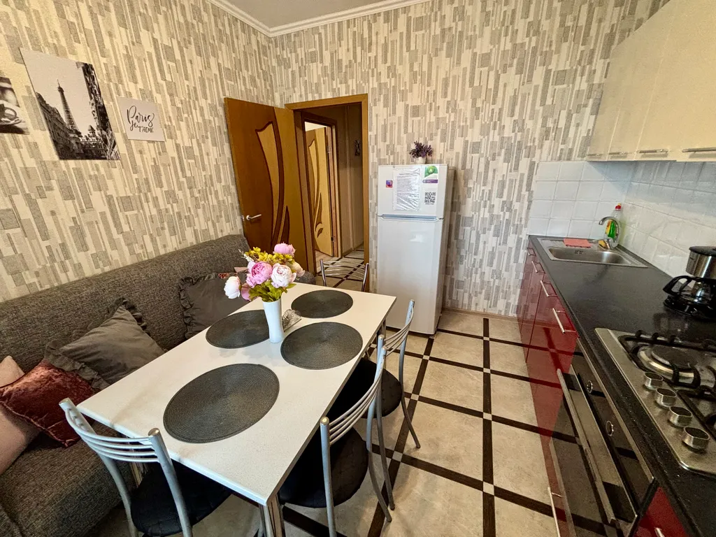 Уютный апартамент на площади Победы в центре города