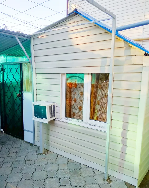 Коттедж Летний домик с удобствами — Анапа