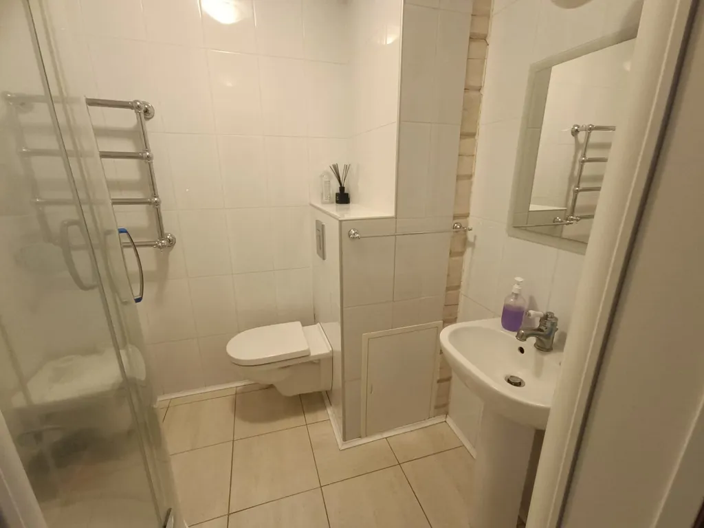 Большой светлый гостевой дом 230кв/м 50 соток участок