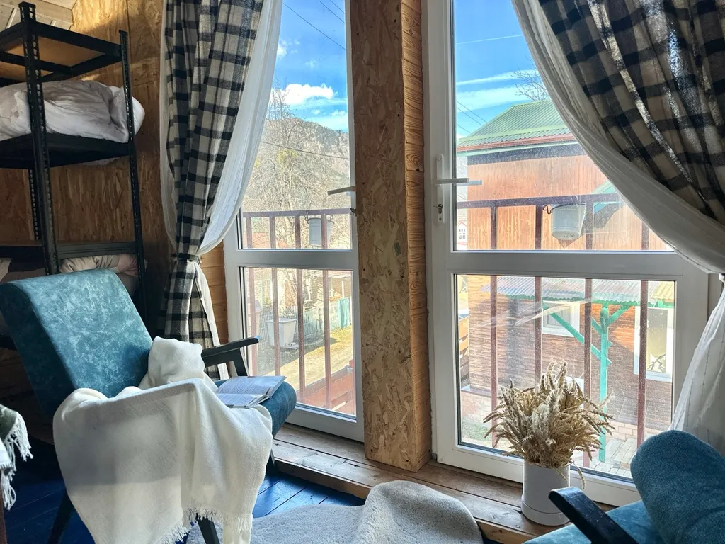 Синий домик