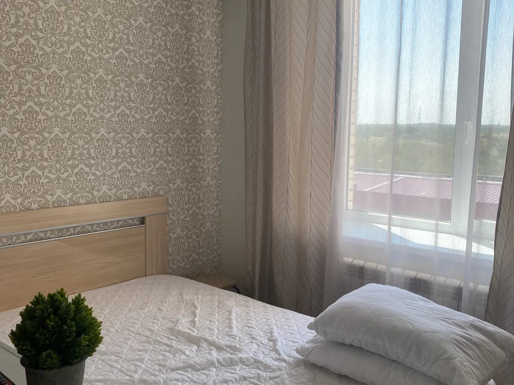 Уютная квартира в новом доме на въезде в город — аренда посуточно в Каменск-Шахтинский