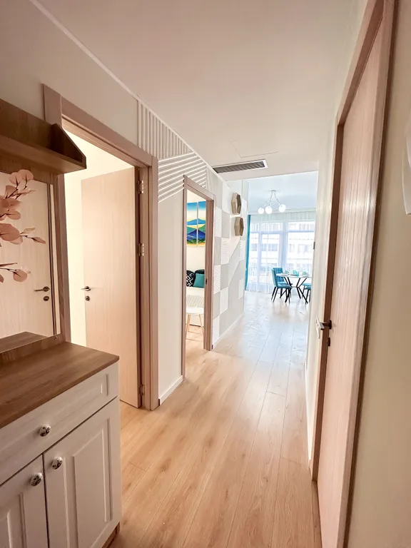 3-комнатный апартамент, бассейн + парковка, жк white sails