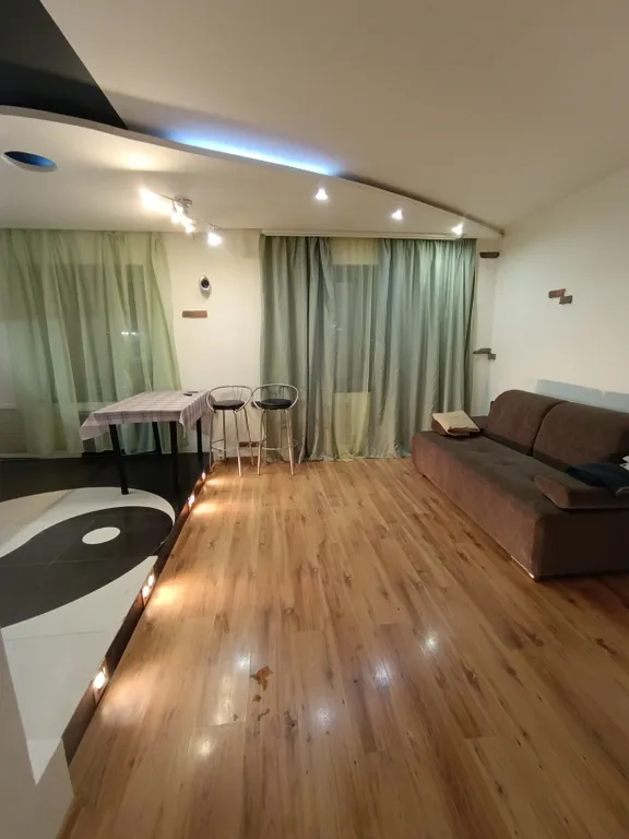 Комфортная евродвухкомнатная квартира с видом на Парк Горького