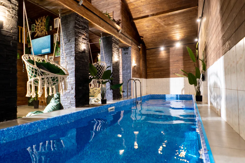 Коттедж Уютный дом с бассейном в лесу — Софрино