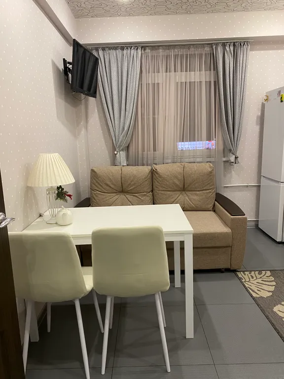 Белые горошины с видом на Marriott, горы, казино