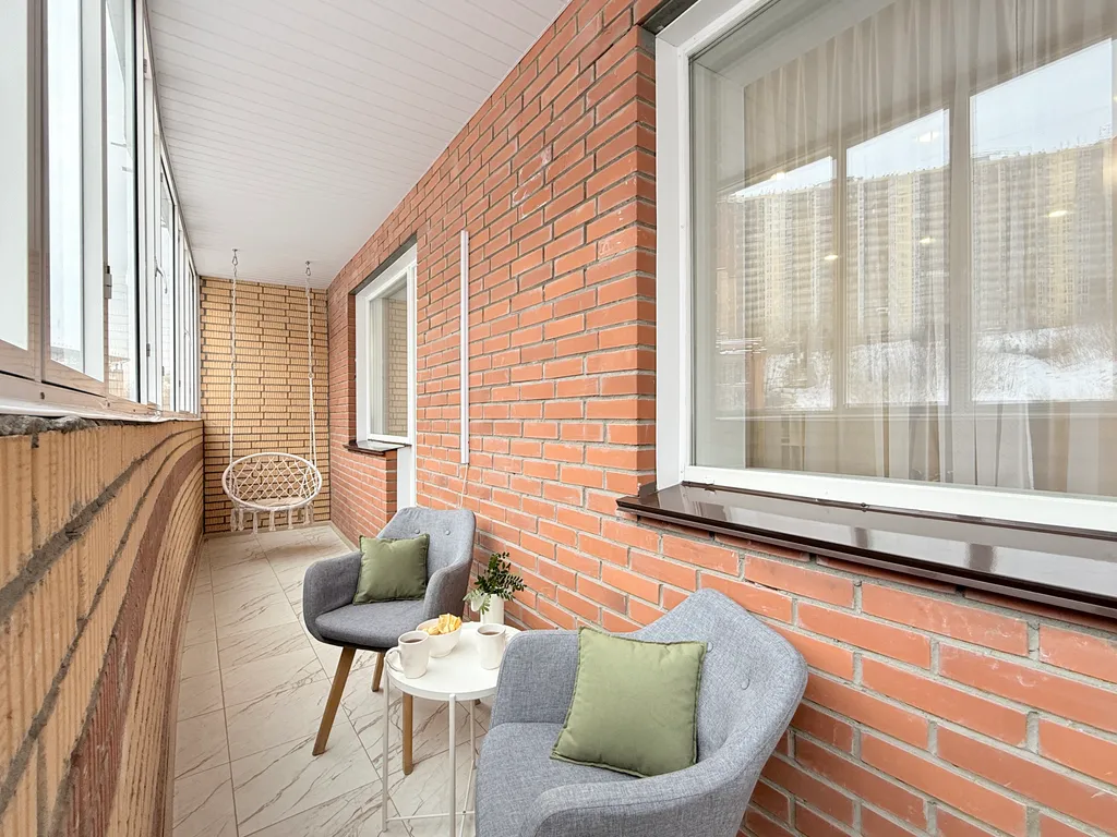 Двушка на 7 человек у нового ЛДС Сибирь-арена