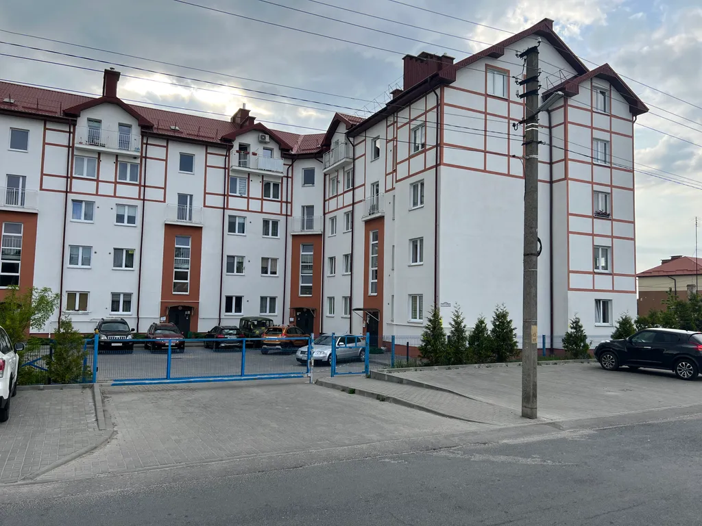 В самом центре исторической части города у моря