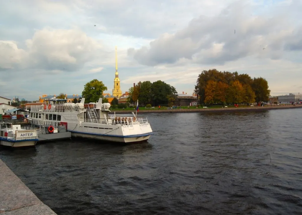 Квартира Квартира Мансарда с террасой в центре Санкт-Петербурга — Санкт-Петербург