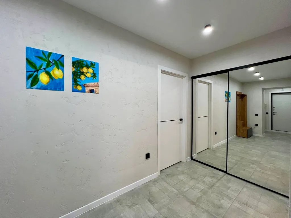 Апартамент с видом на фарный костел