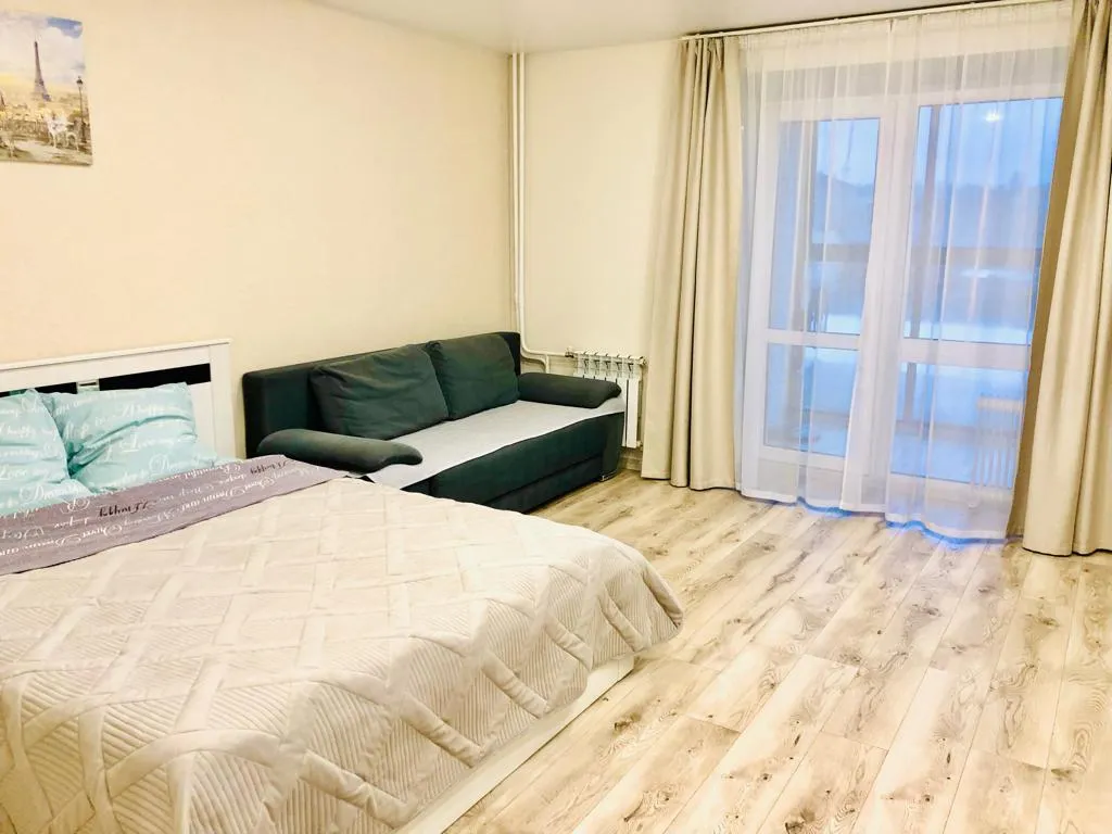 Уютная квартира-студия с панорамными окнами