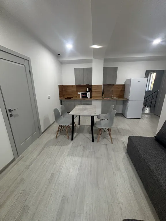 Квартира рядом с морем — аренда посуточно в Витязево