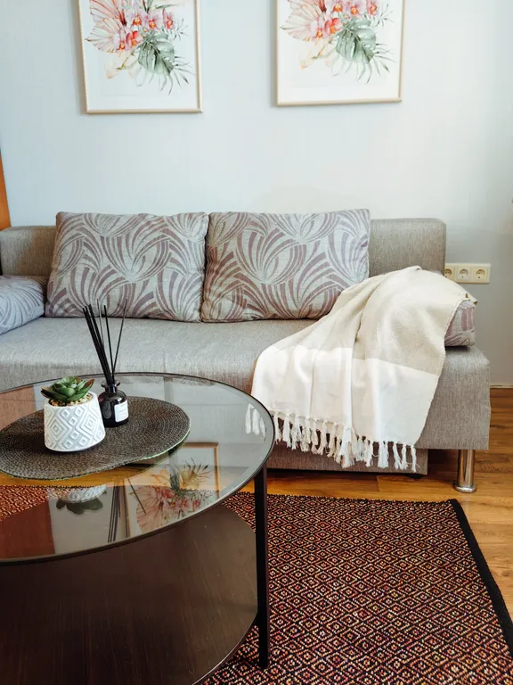 Просторная квартира у ЖД Вокзала, трёхкомнатная