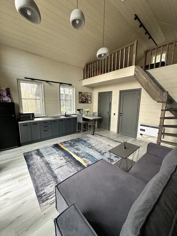 Новый барнхаус на опушке леса – отдых, который вы запомните