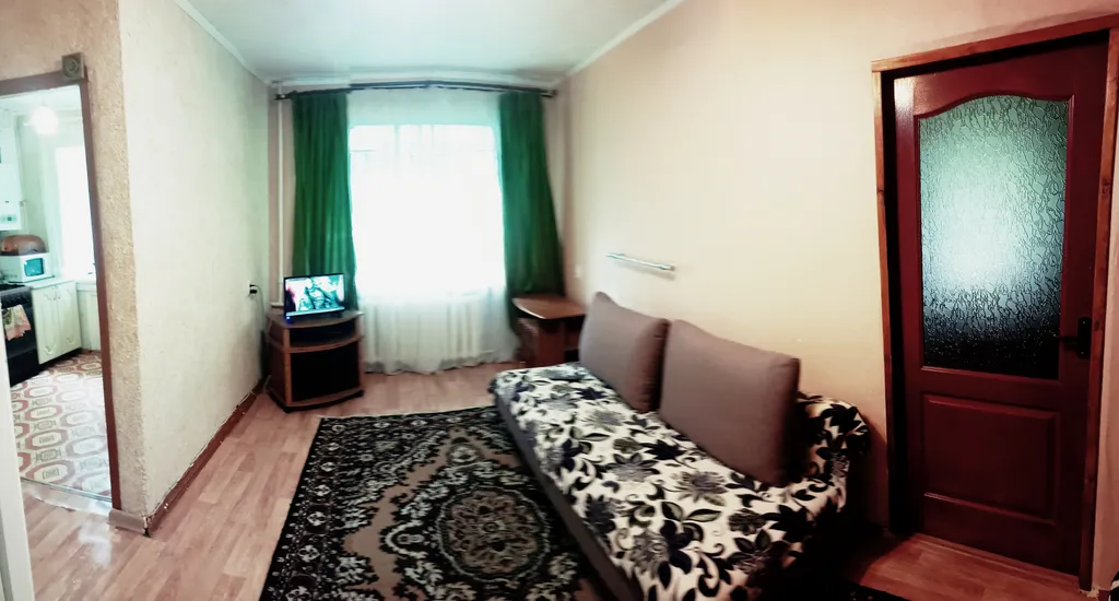 Небольшая и уютная квартира