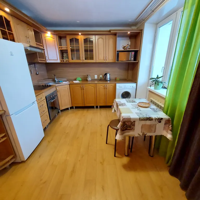 3-комнатная Квартира