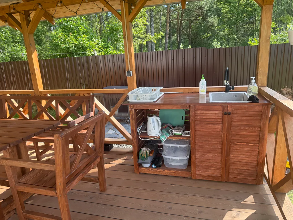 Уютная дача у леса