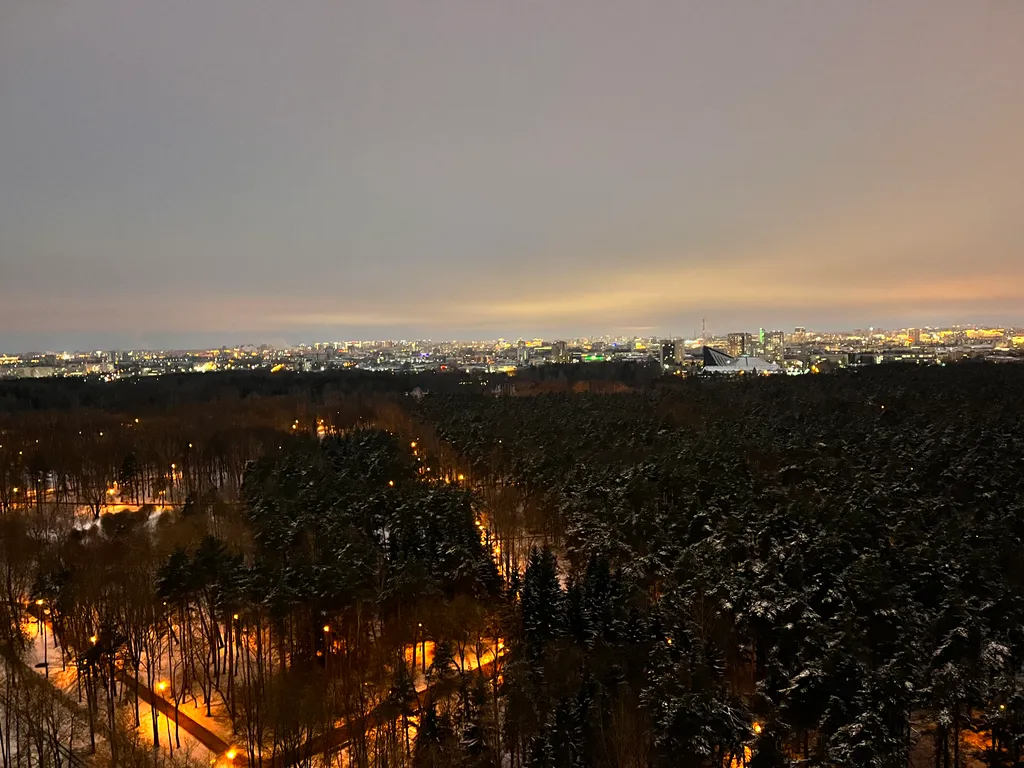 Квартира Квартира с завораживающим видом на парк Челюскинцев — Минск