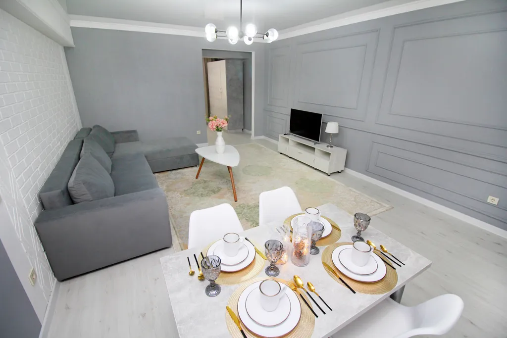 Квартира Просторный апартамент в Молодежном — Алматы