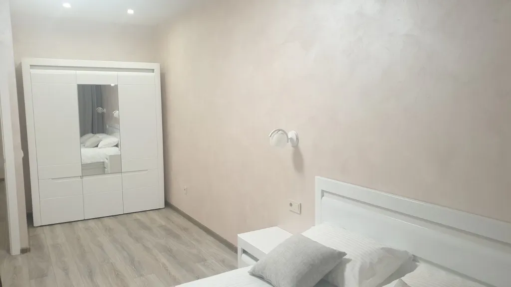 Апартамент с отдельной спальней в центре города