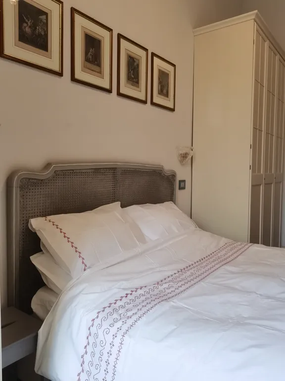 Комната с личной ванной в центре около Ватикана и площади Дель Пополо