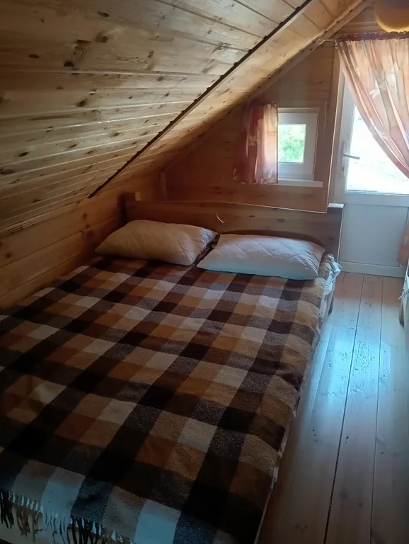 Домик на берегу Оки в сельской усадьбе Варежка